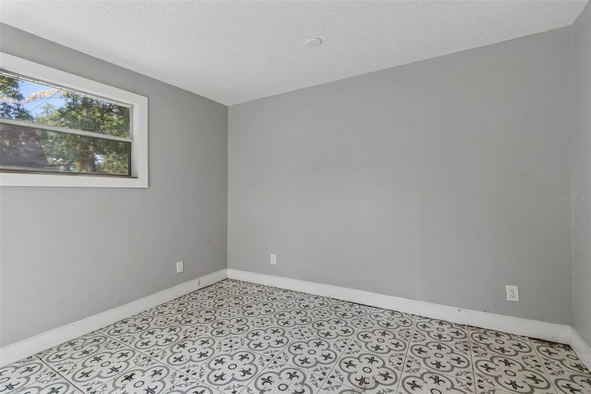 6443 31st Street N St Petersburg FL 33702