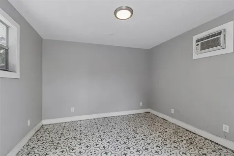 6443 31st Street N St Petersburg FL 33702