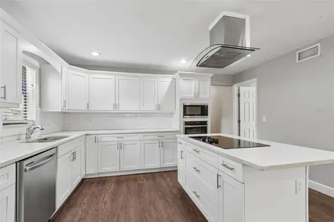 6443 31st Street N St Petersburg FL 33702