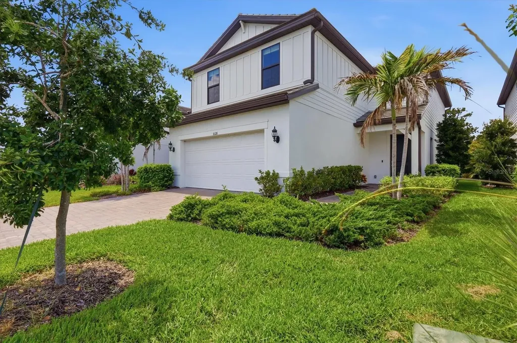 6126 Bluestar Court Lakewood Ranch FL 34211
