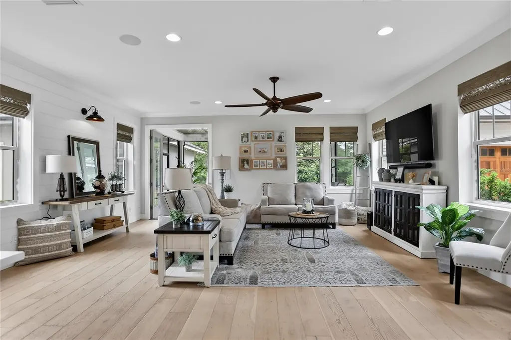 705 Garden West Terrace Winter Garden FL 34787
