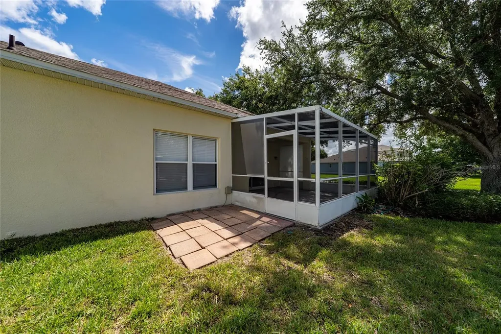 9724 Myrtle Creek Lane Orlando FL 32832