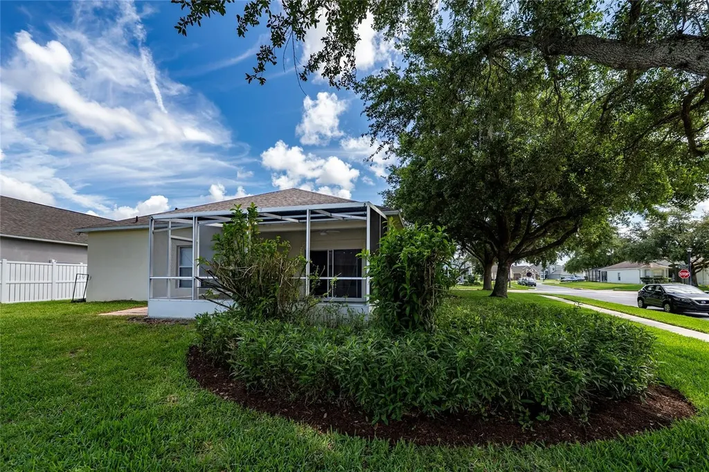 9724 Myrtle Creek Lane Orlando FL 32832