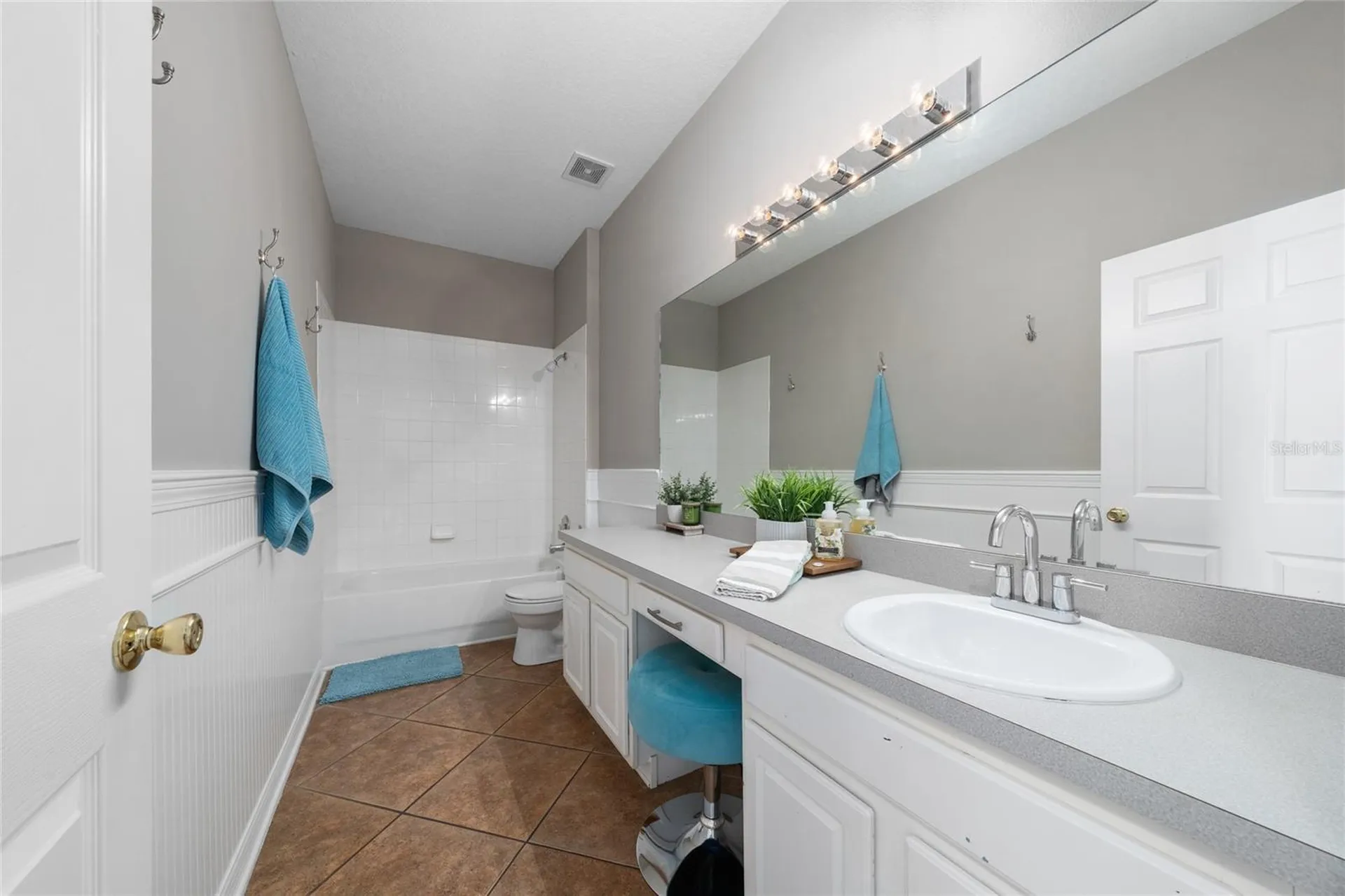 9724 Myrtle Creek Lane Orlando FL 32832