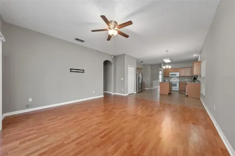 9724 Myrtle Creek Lane Orlando FL 32832