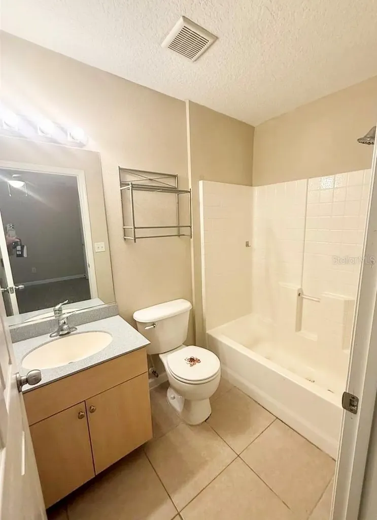 15 Columbia Lane Palm Coast FL 32137