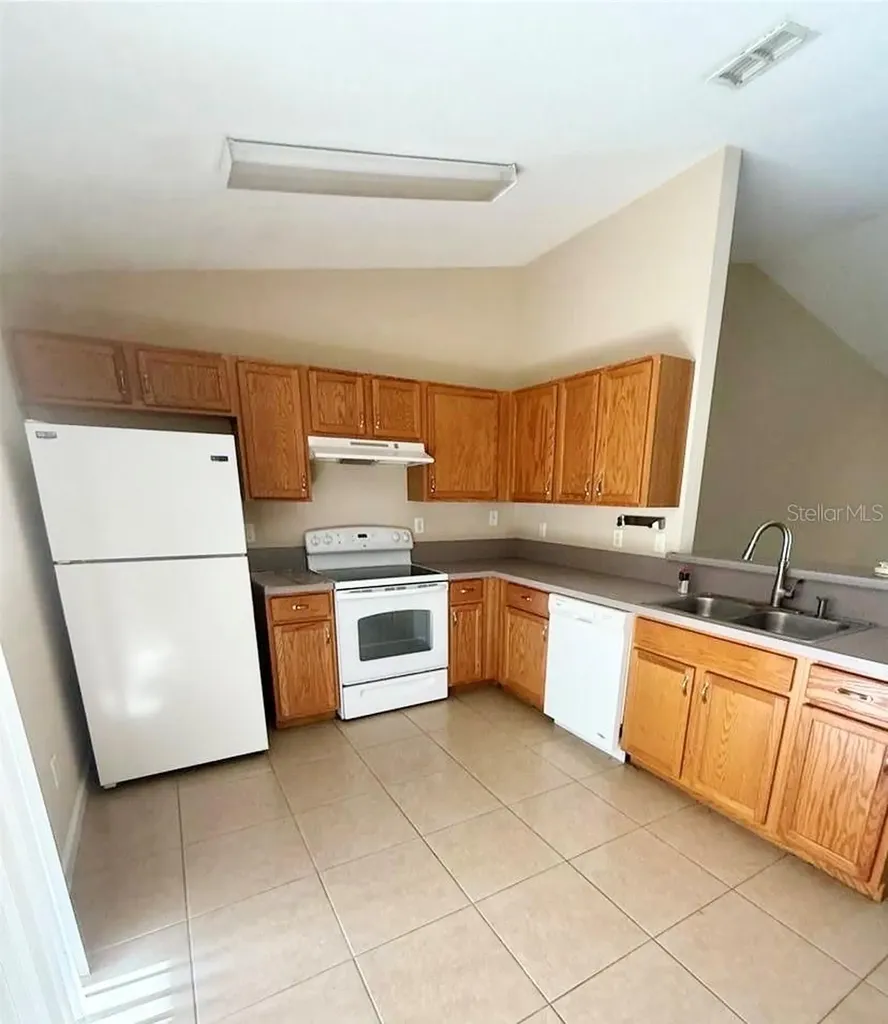 15 Columbia Lane Palm Coast FL 32137