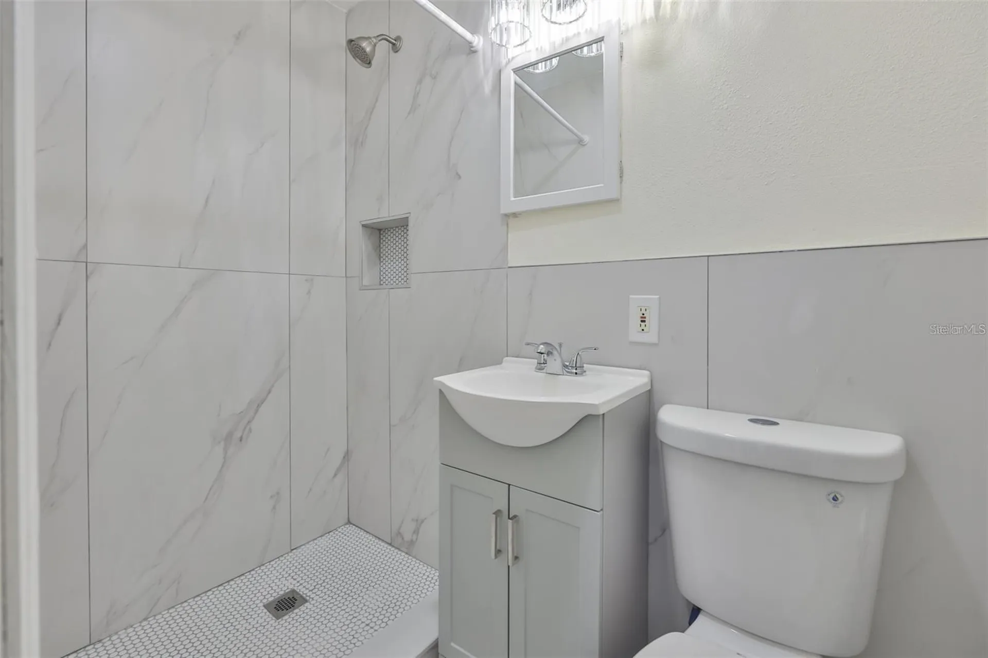 72 Lake Shore Drive Palm Harbor FL 34684