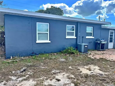 72 Lake Shore Drive Palm Harbor FL 34684
