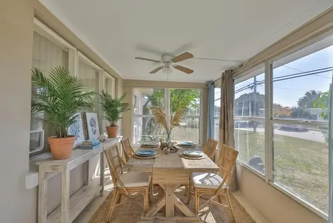 72 Lake Shore Drive Palm Harbor FL 34684