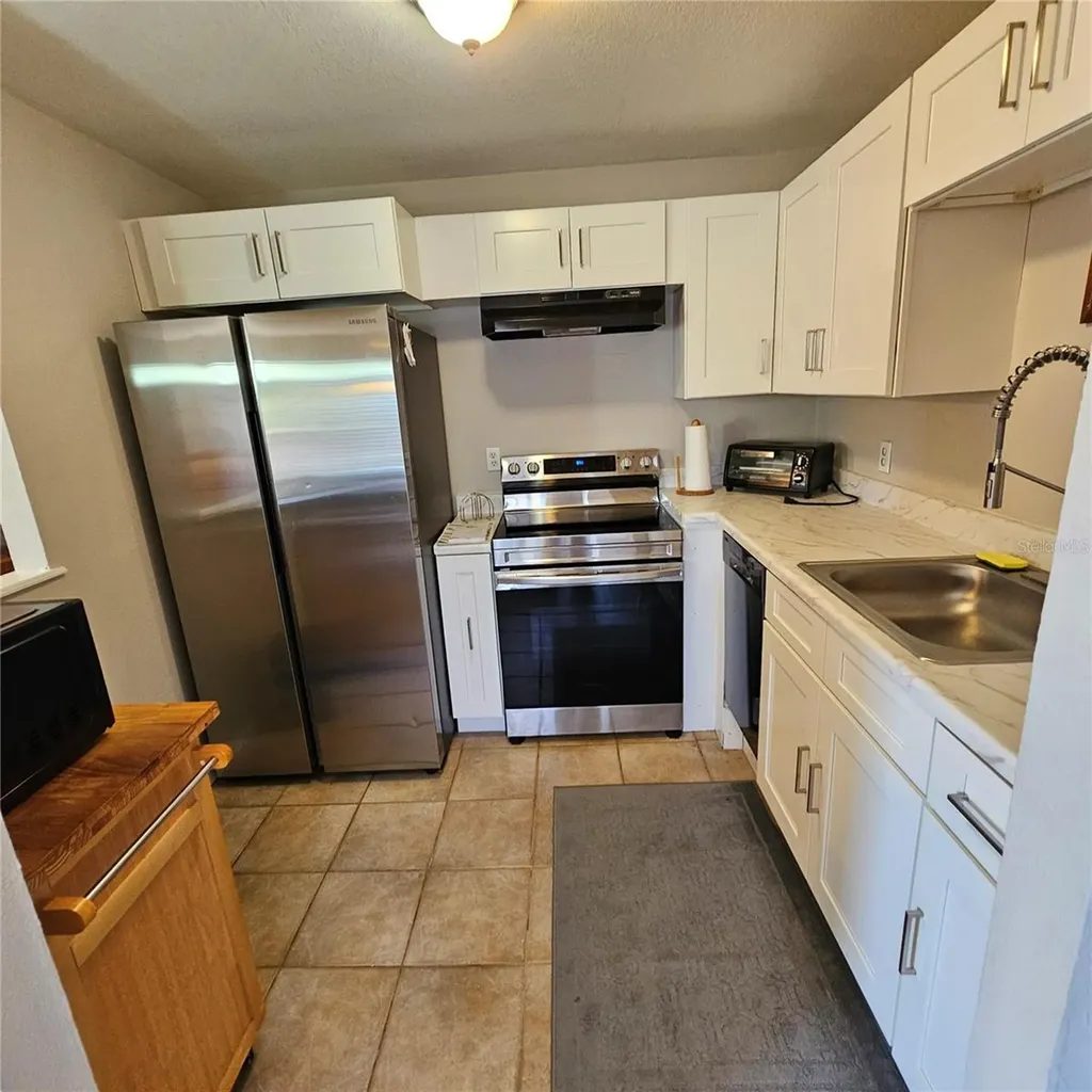 301 Andover Place S Sun City Center FL 33573