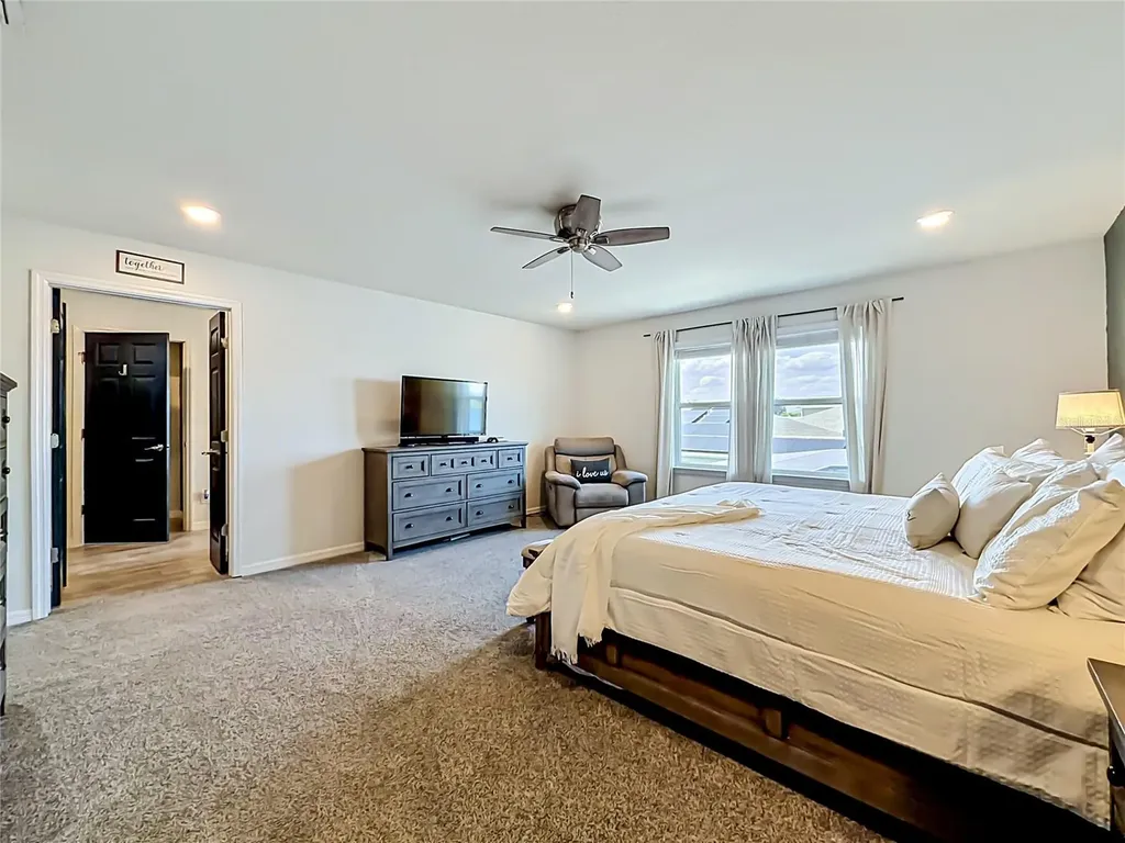 2323 Nuthatch Street St Cloud FL 34771