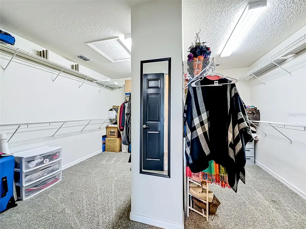 2323 Nuthatch Street St Cloud FL 34771