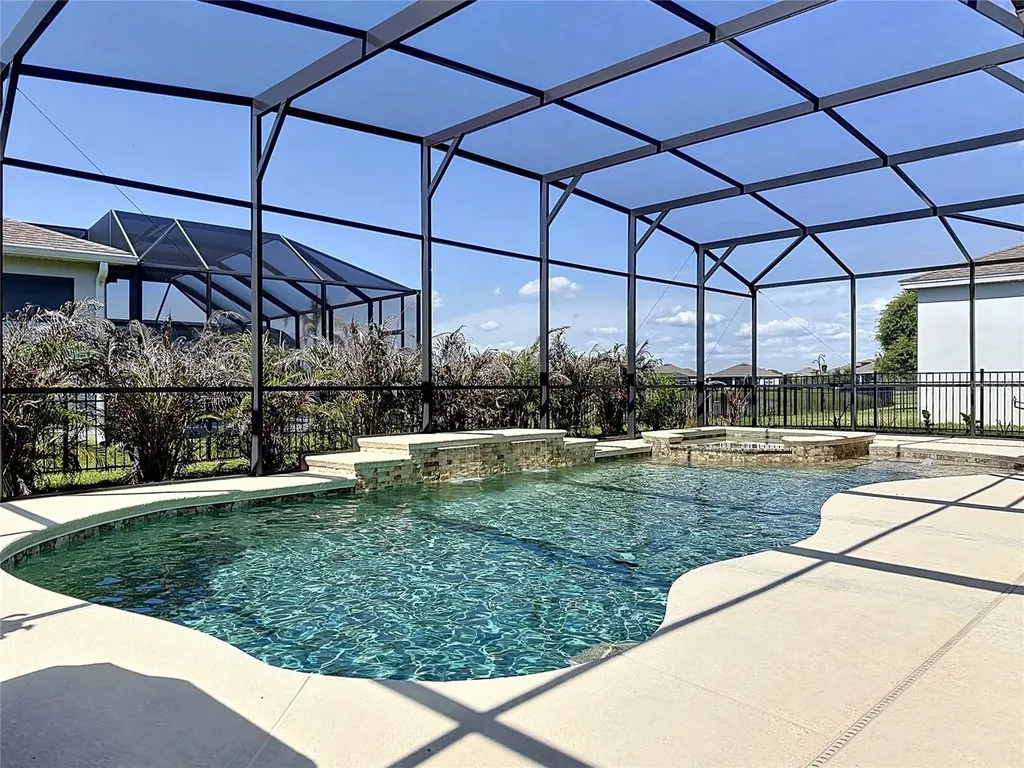 2323 Nuthatch Street St Cloud FL 34771