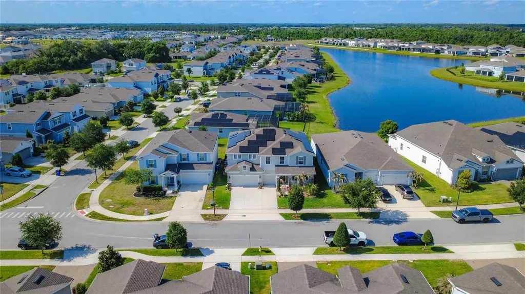 2323 Nuthatch Street St Cloud FL 34771