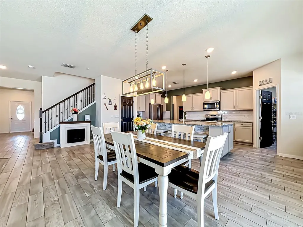 2323 Nuthatch Street St Cloud FL 34771