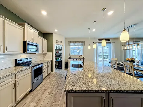2323 Nuthatch Street St Cloud FL 34771