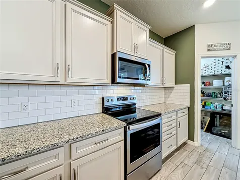 2323 Nuthatch Street St Cloud FL 34771
