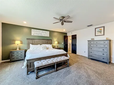 2323 Nuthatch Street St Cloud FL 34771