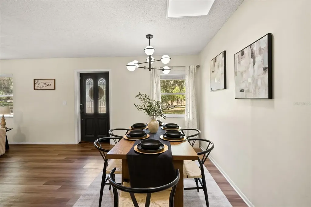 2111 Hinson Road Dover FL 33527