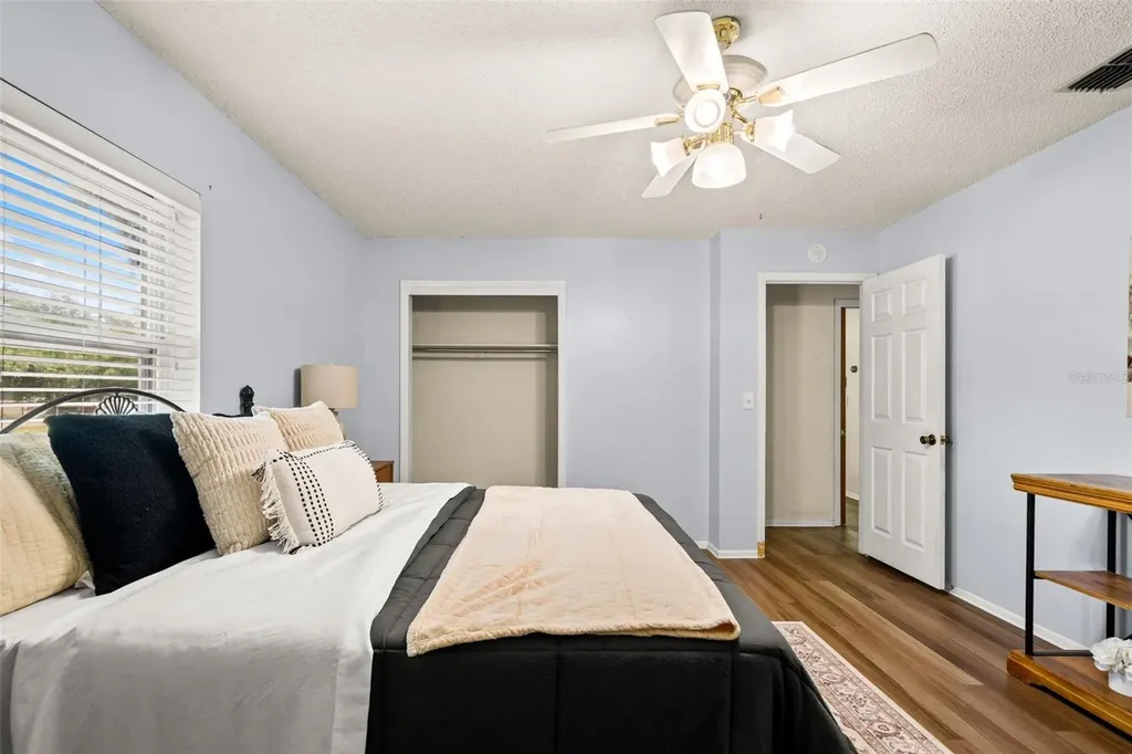 2111 Hinson Road Dover FL 33527