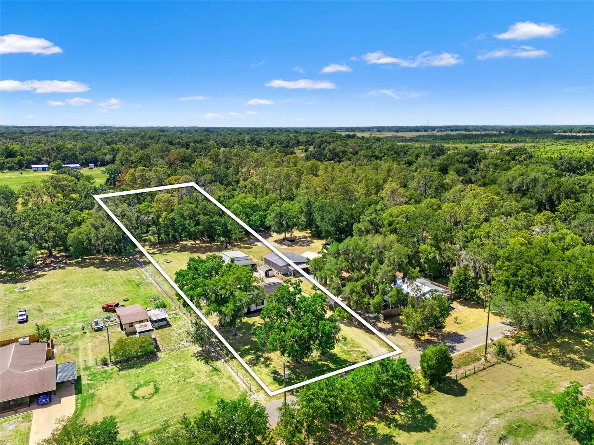 2111 Hinson Road Dover FL 33527