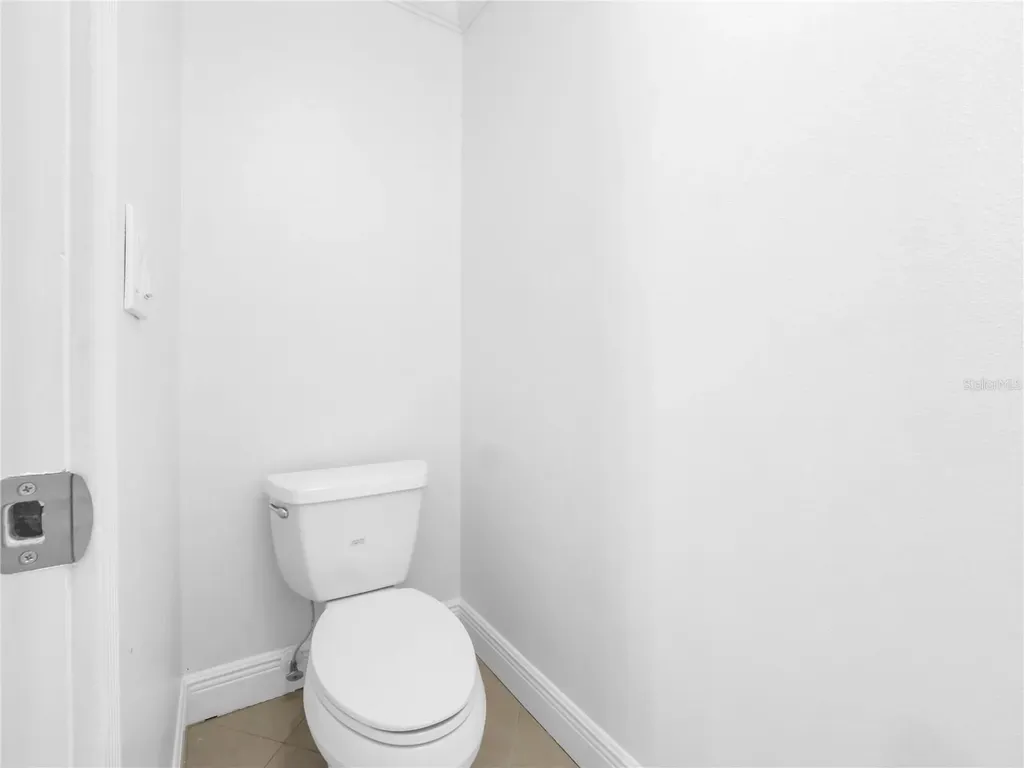 3122 W Crest Avenue Tampa FL 33614