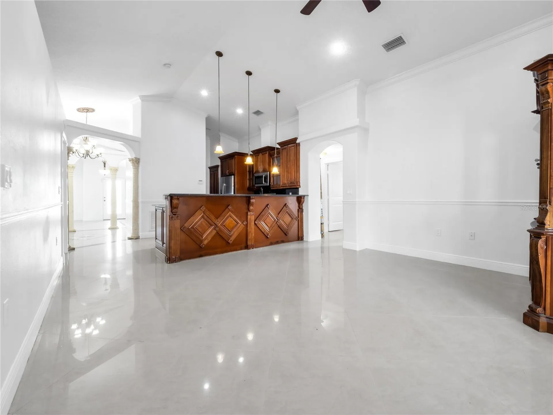 3122 W Crest Avenue Tampa FL 33614