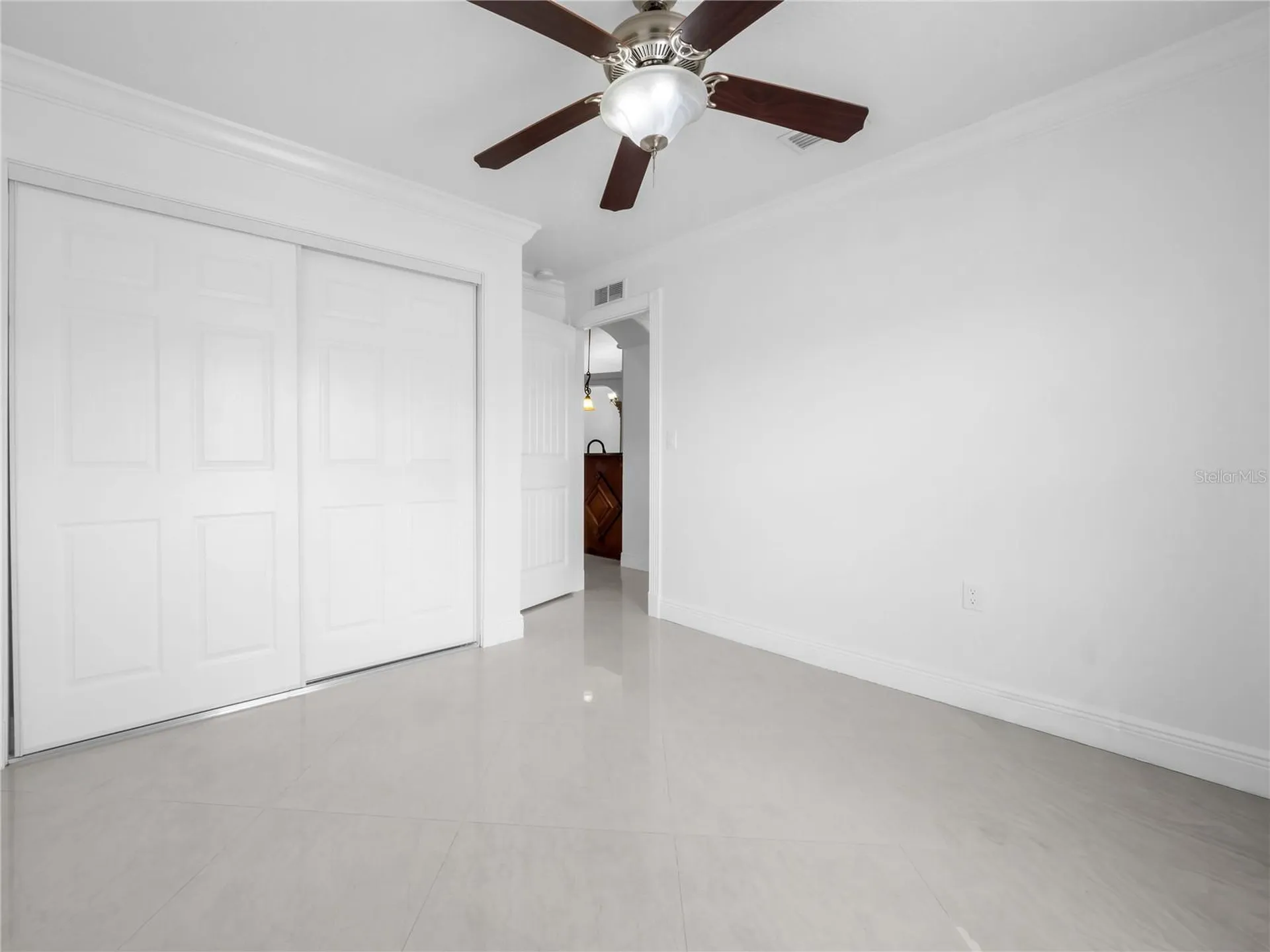 3122 W Crest Avenue Tampa FL 33614