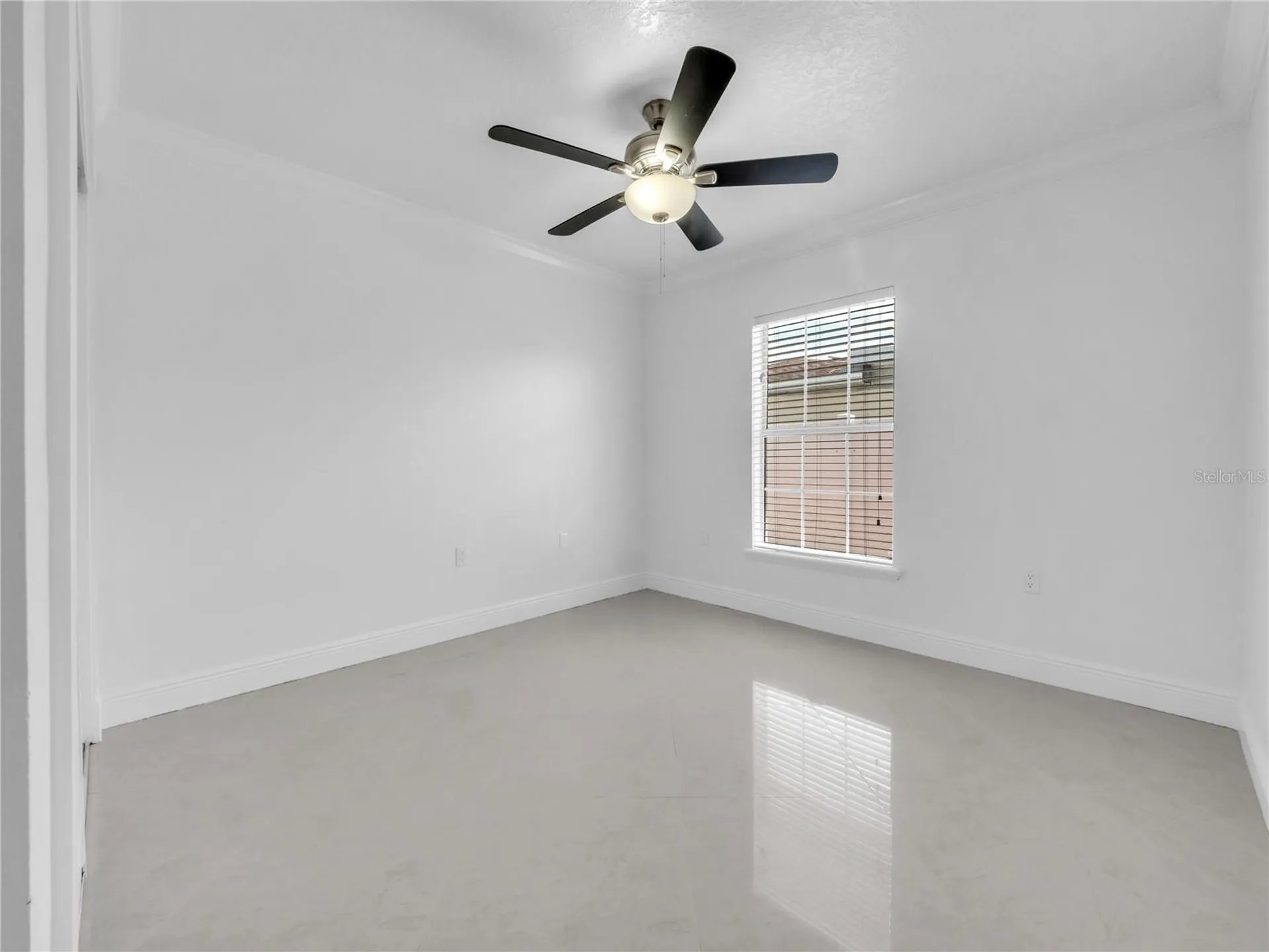 3122 W Crest Avenue Tampa FL 33614
