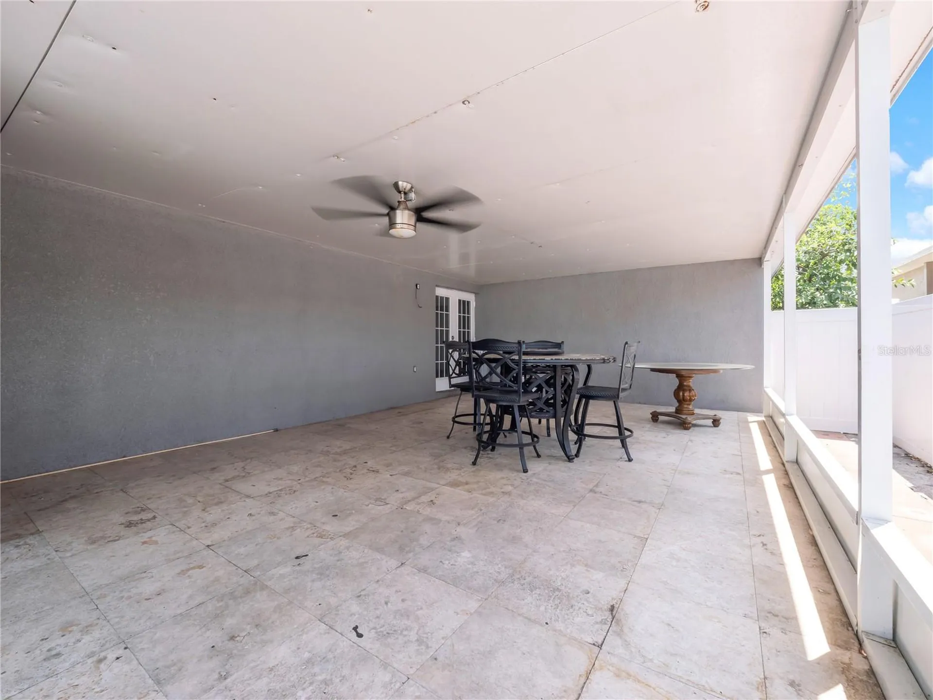 3122 W Crest Avenue Tampa FL 33614