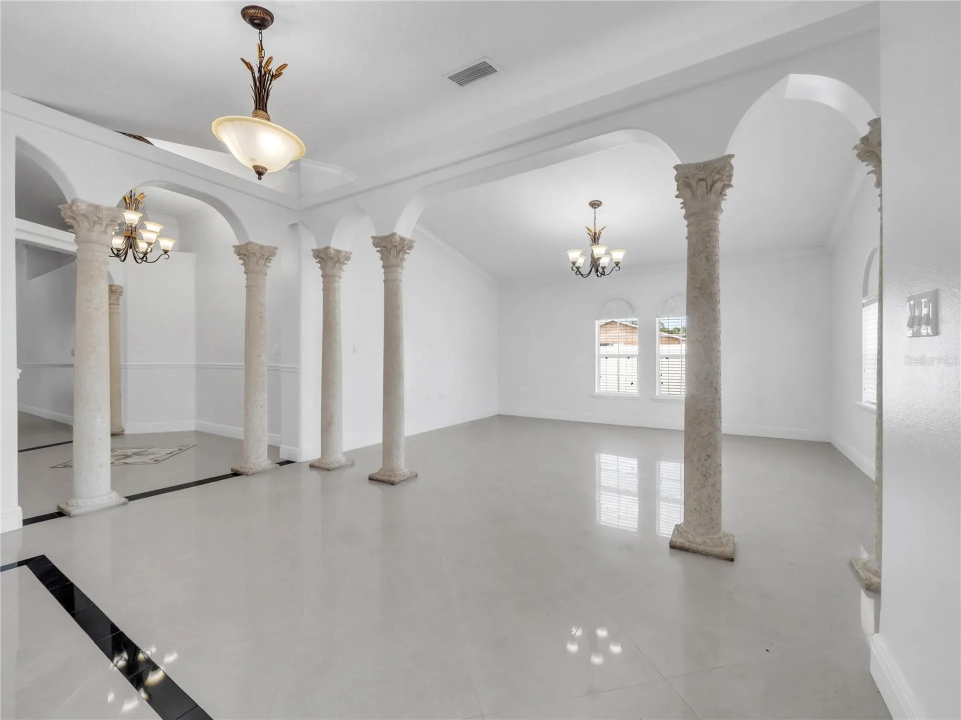 3122 W Crest Avenue Tampa FL 33614