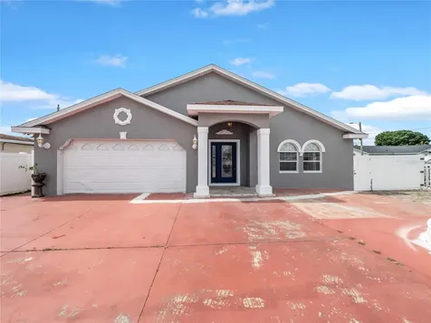 3122 W Crest Avenue Tampa FL 33614
