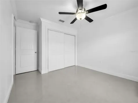 3122 W Crest Avenue Tampa FL 33614