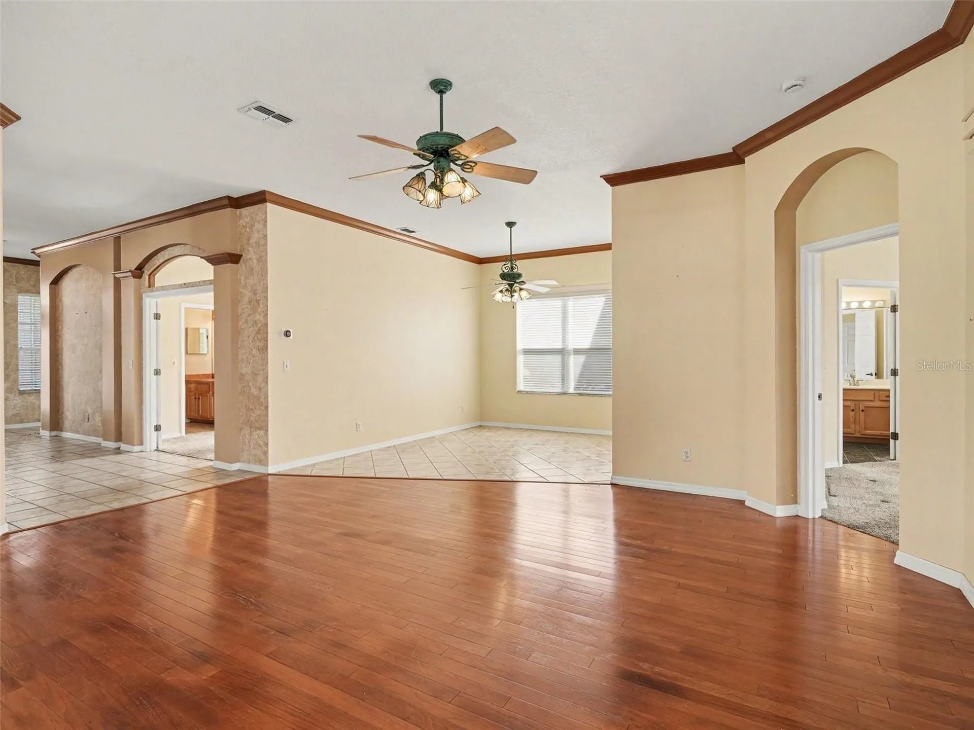 4940 Thames Lane Sarasota FL 34238