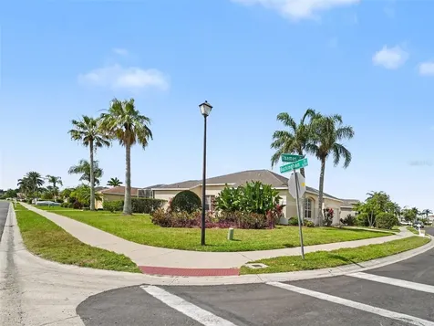 4940 Thames Lane Sarasota FL 34238