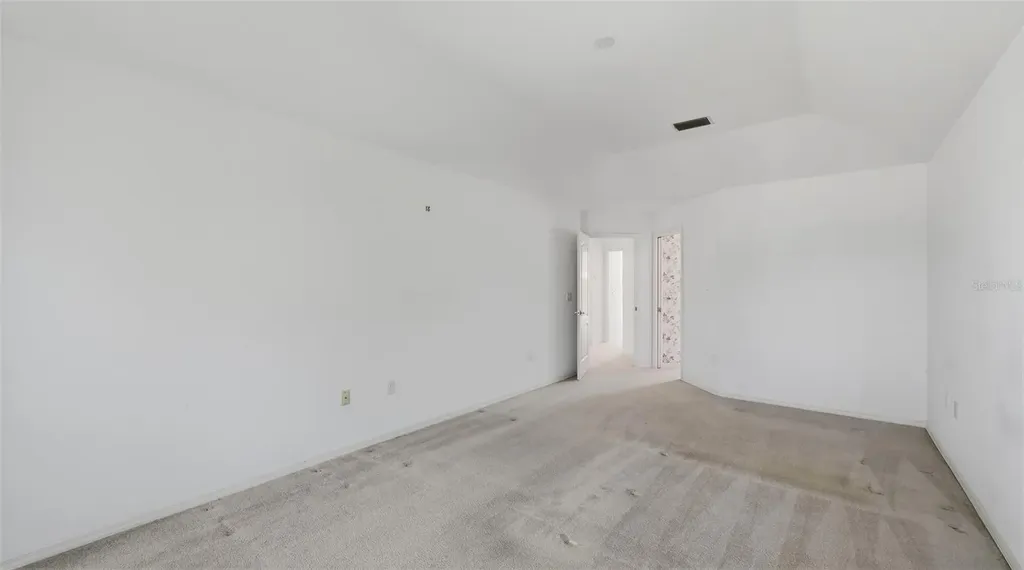 4153 Entrada Court Sarasota FL 34238