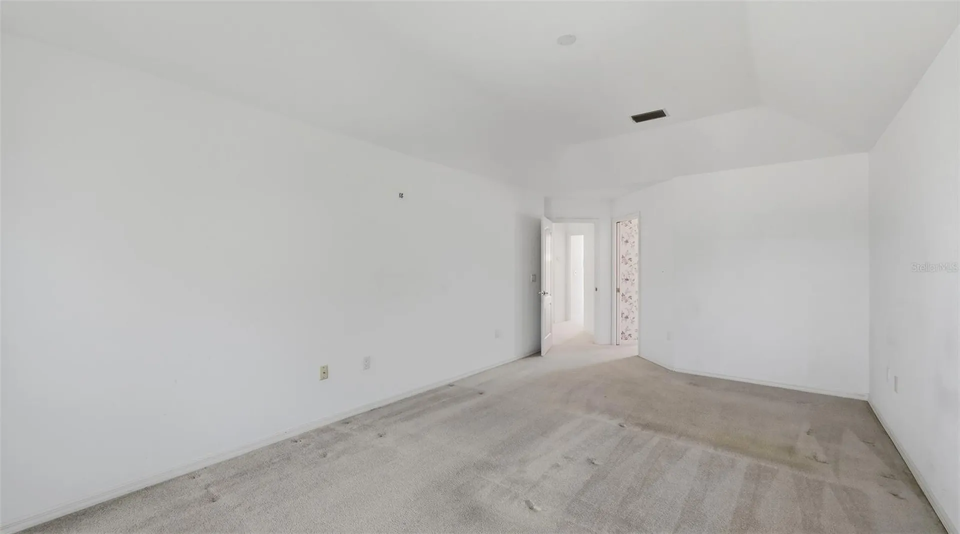 4153 Entrada Court Sarasota FL 34238