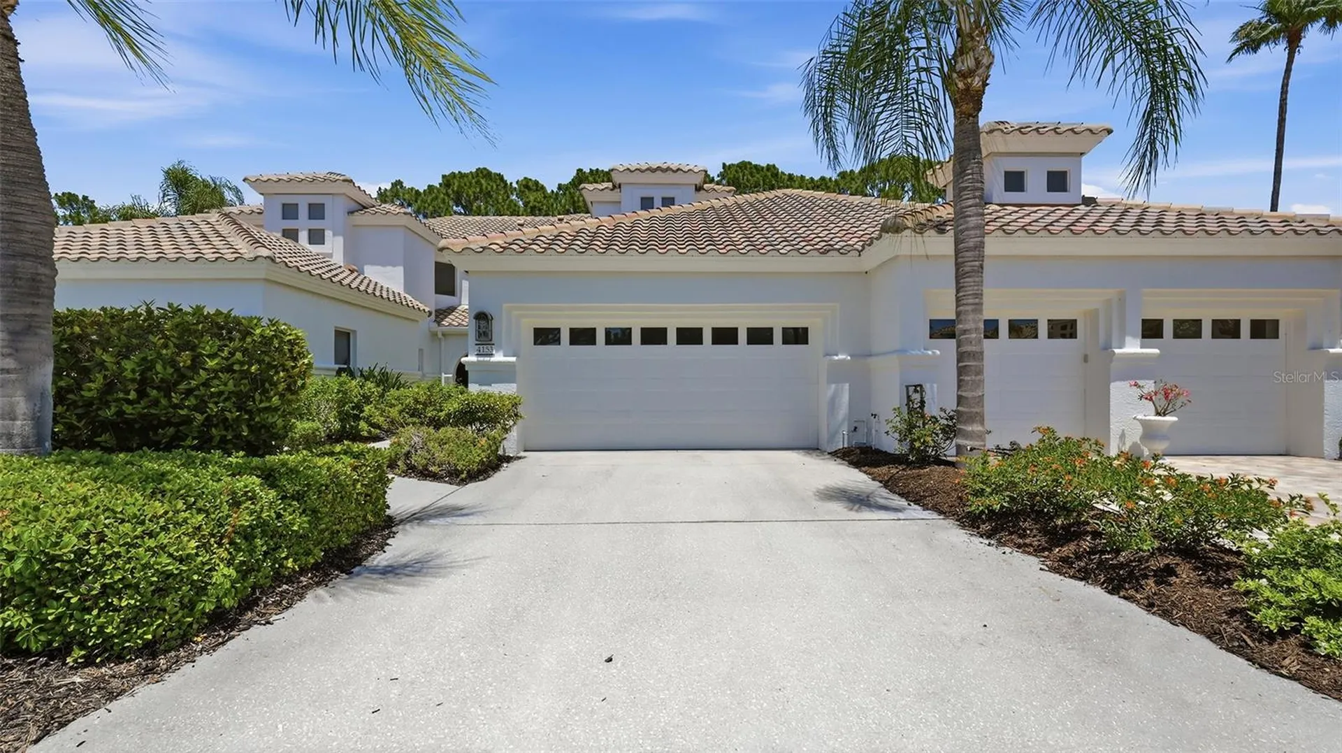 4153 Entrada Court Sarasota FL 34238