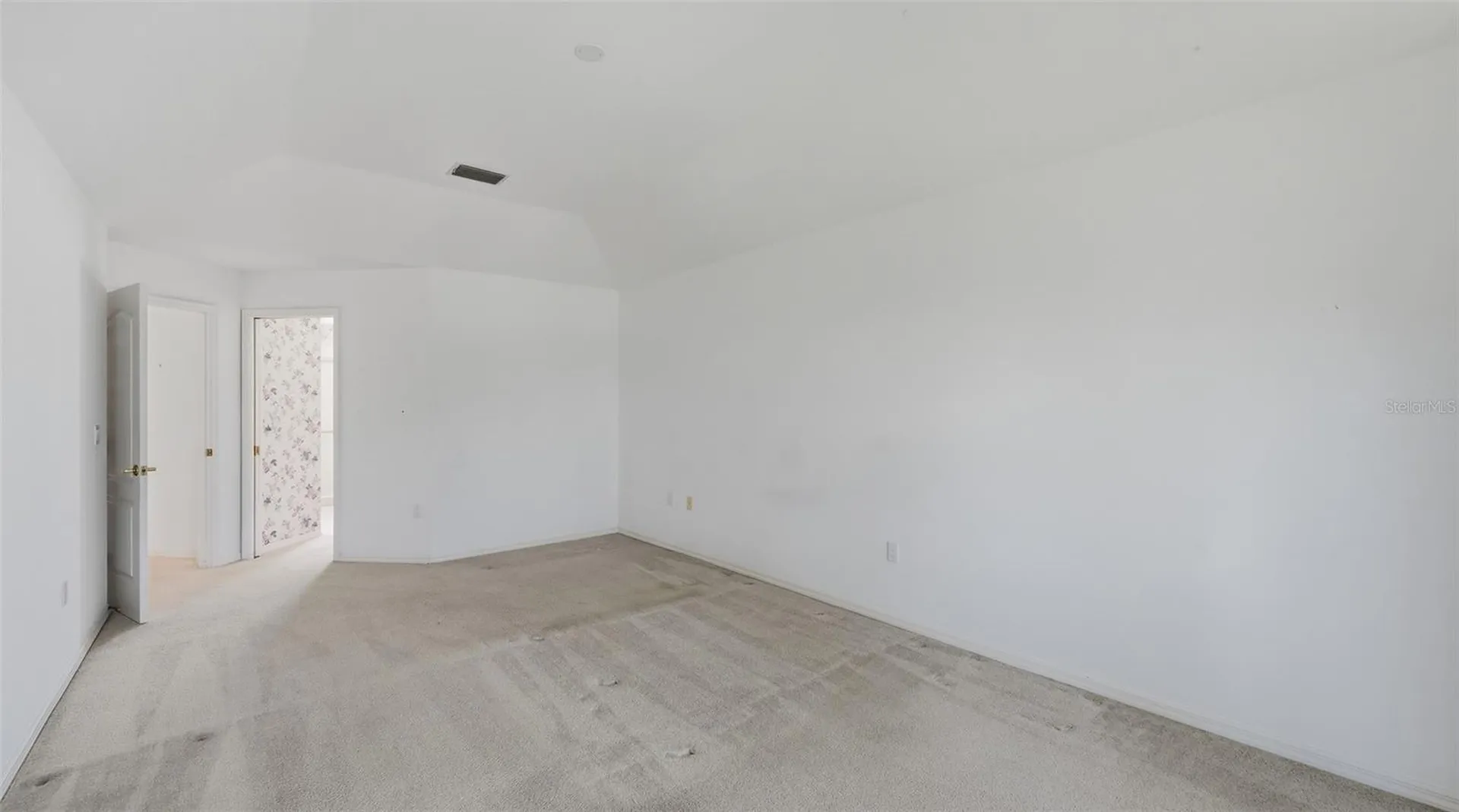4153 Entrada Court Sarasota FL 34238