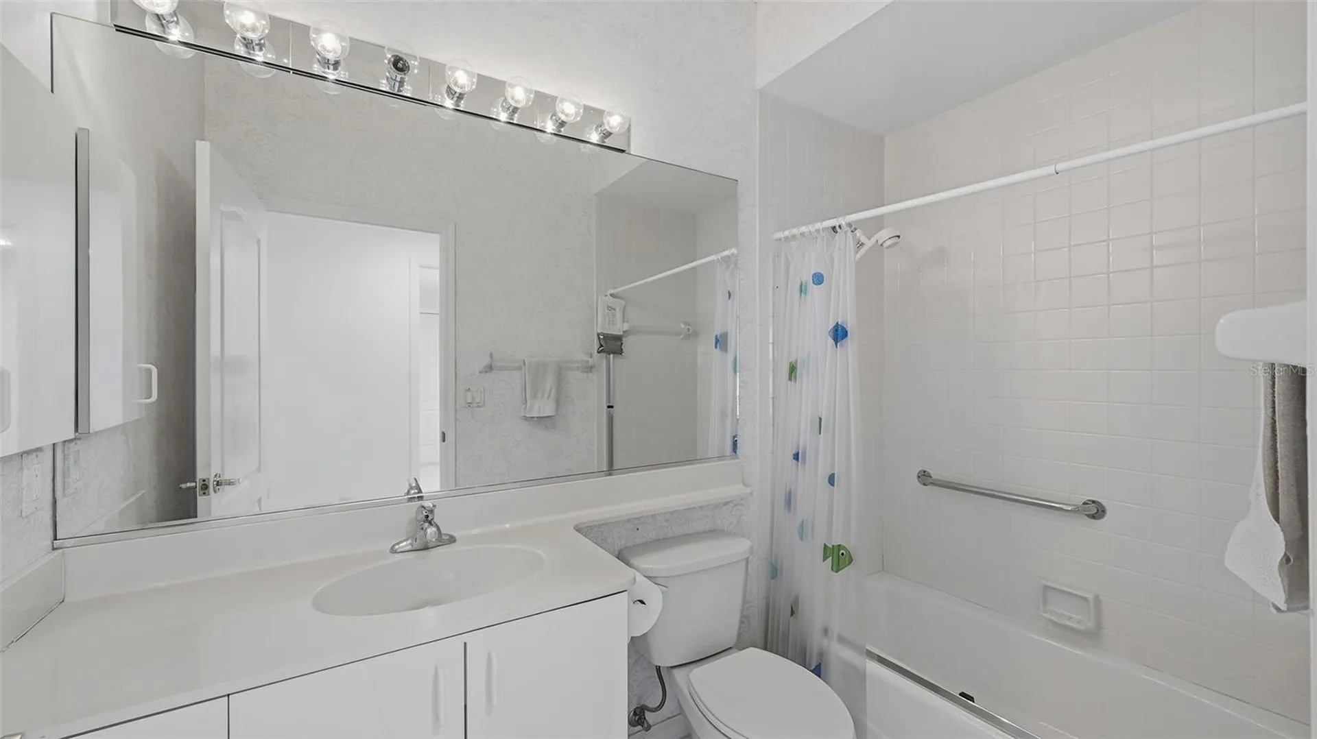 4153 Entrada Court Sarasota FL 34238