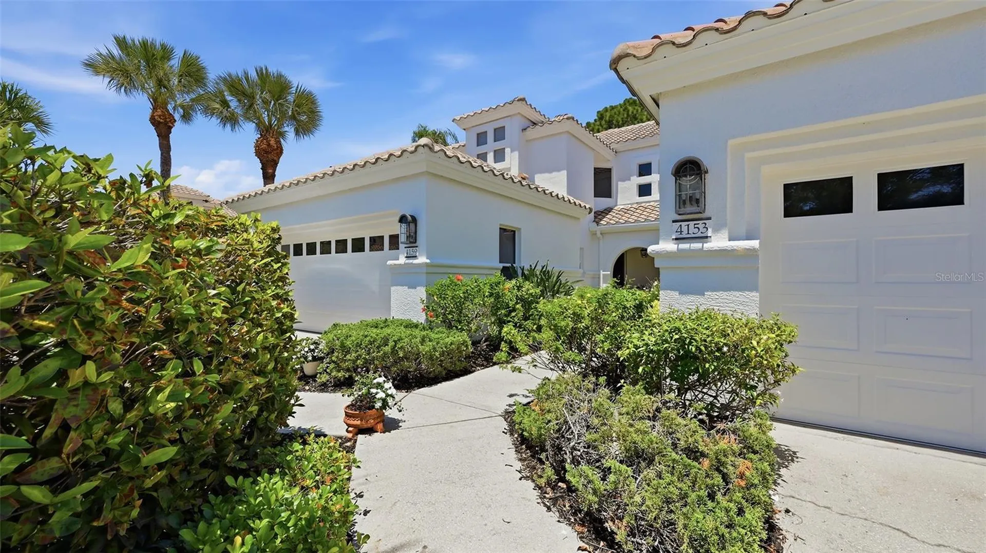 4153 Entrada Court Sarasota FL 34238