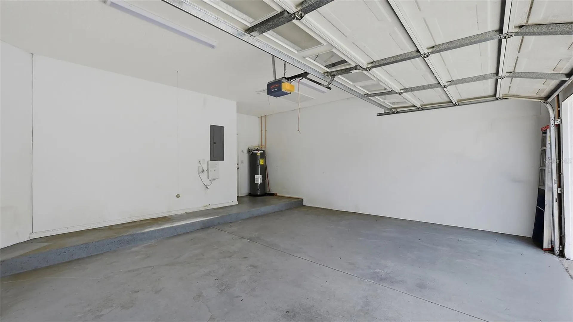 4153 Entrada Court Sarasota FL 34238