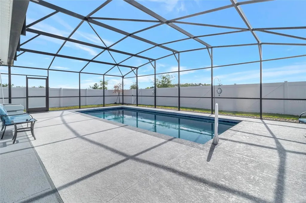 1115 Calico Pointe Circle Groveland FL 34736