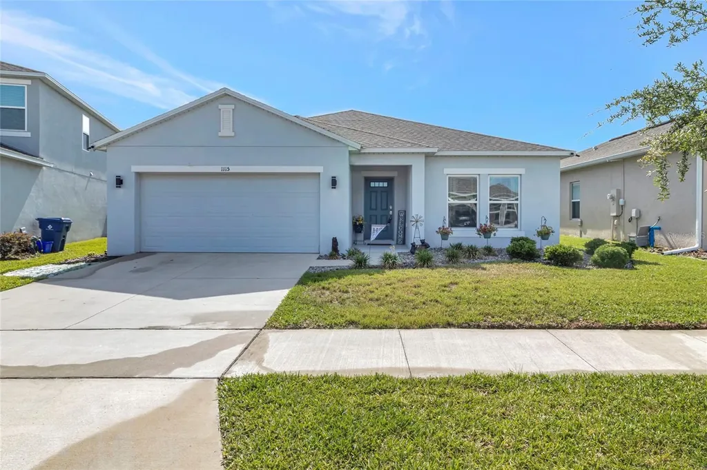 1115 Calico Pointe Circle Groveland FL 34736