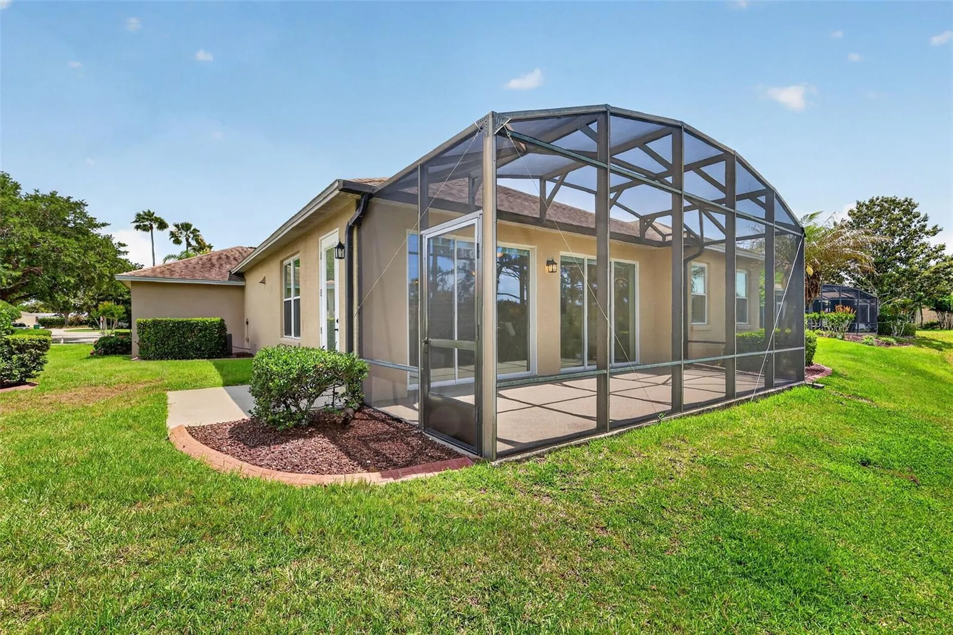 8041 Saint James Way Mount Dora FL 32757