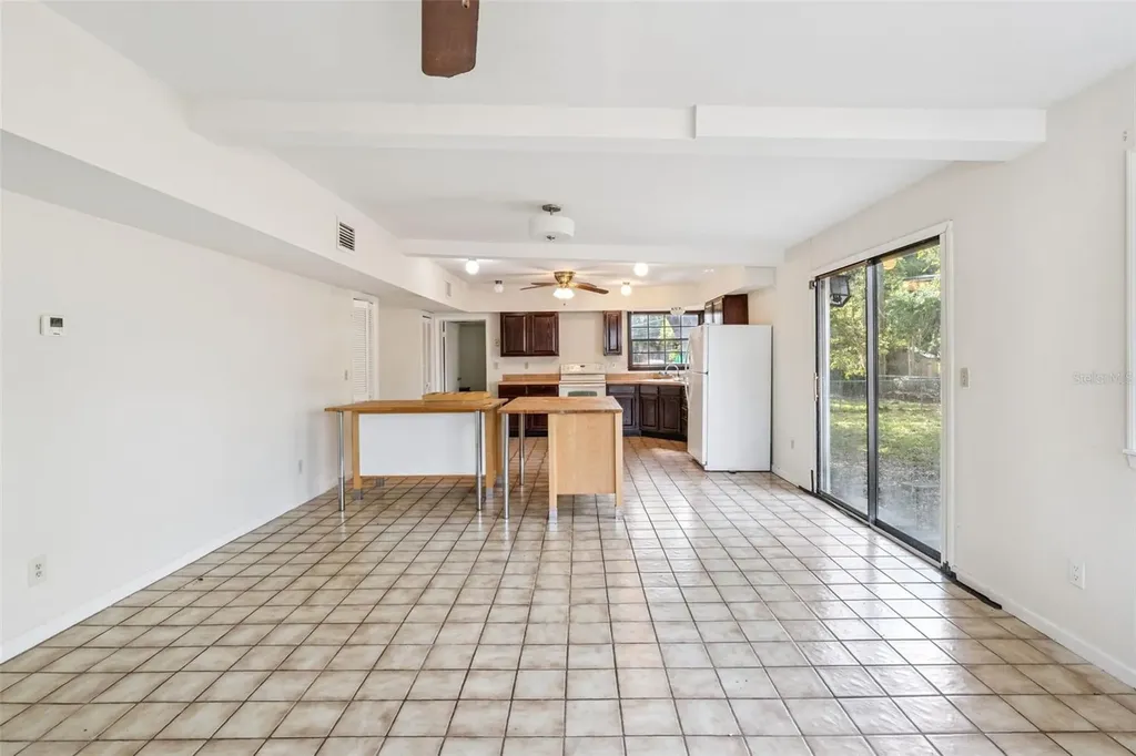 2015 Buckminster Circle Orlando FL 32803