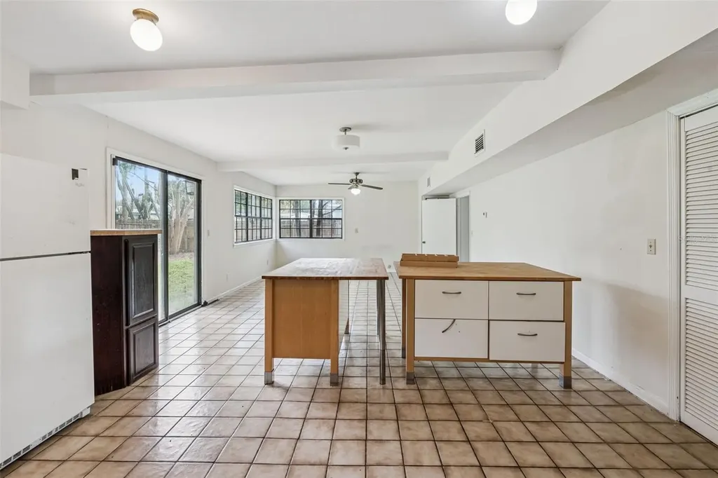 2015 Buckminster Circle Orlando FL 32803