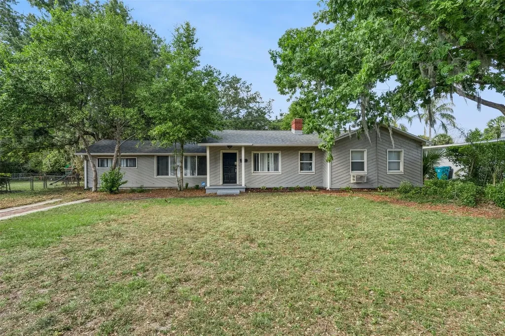 2015 Buckminster Circle Orlando FL 32803
