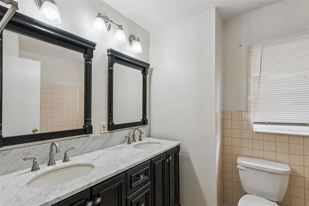 2015 Buckminster Circle Orlando FL 32803